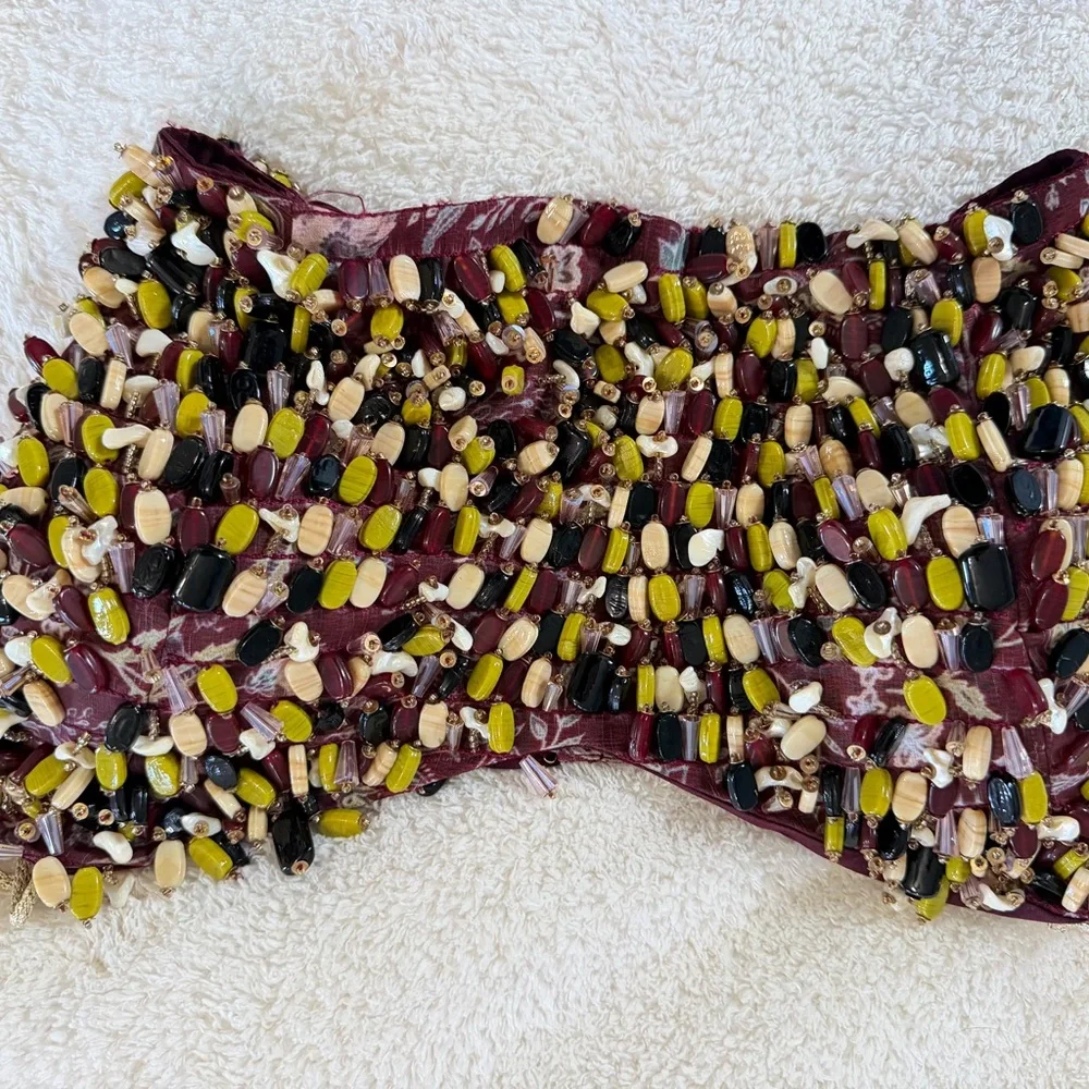 Ria Shah Label maroon floral printed cape set - Picture 3 of 9